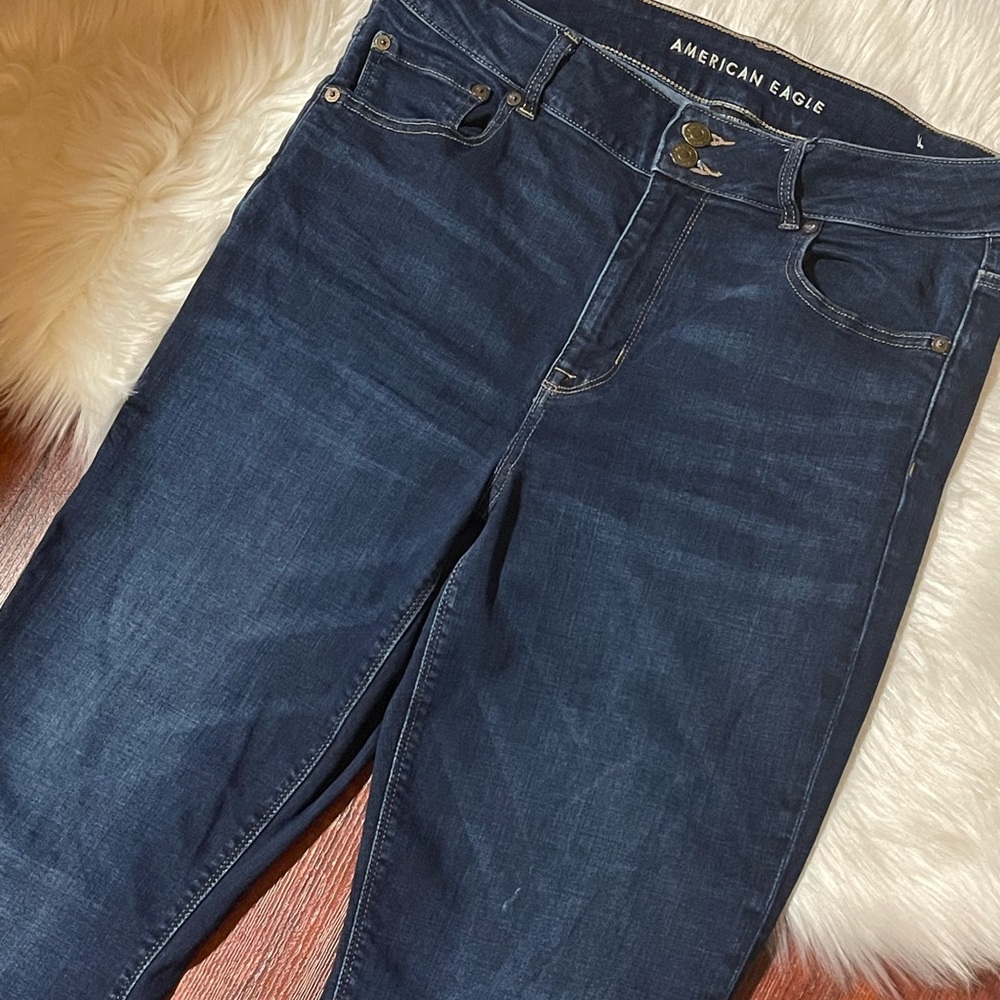 American Eagle Women's High-Rise Super Stretch Flare Denim Jeans 16 Long - Picture 2 of 7